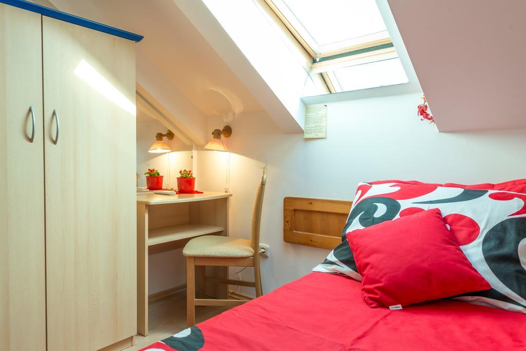 Apartment Tomic Дубровник Екстериор снимка
